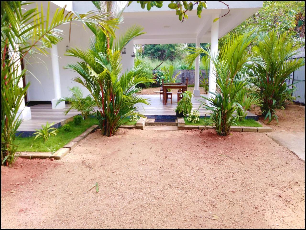 Silver Sand Villa ดัมบูลลา ภายนอก รูปภาพ