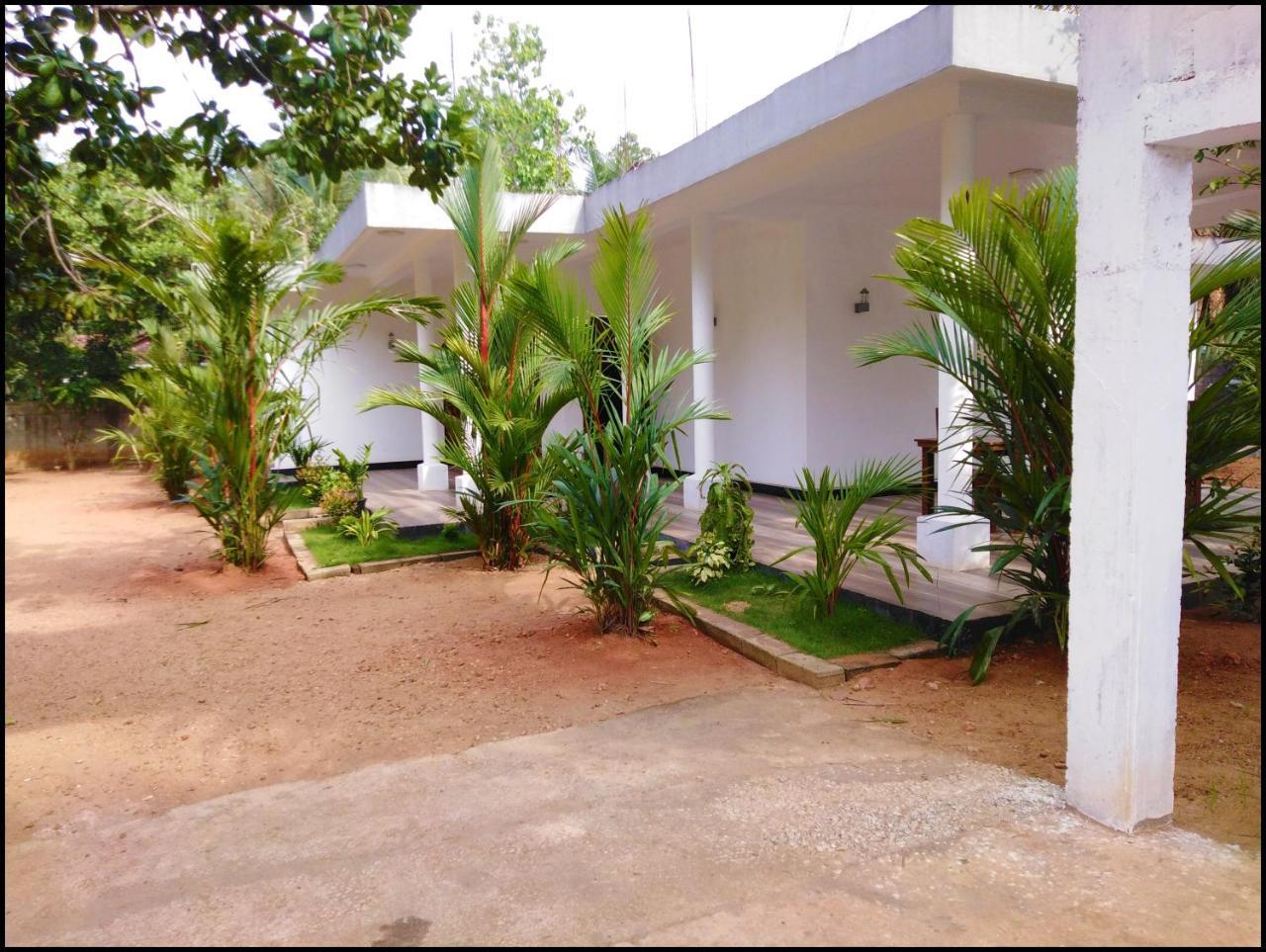 Silver Sand Villa ดัมบูลลา ภายนอก รูปภาพ